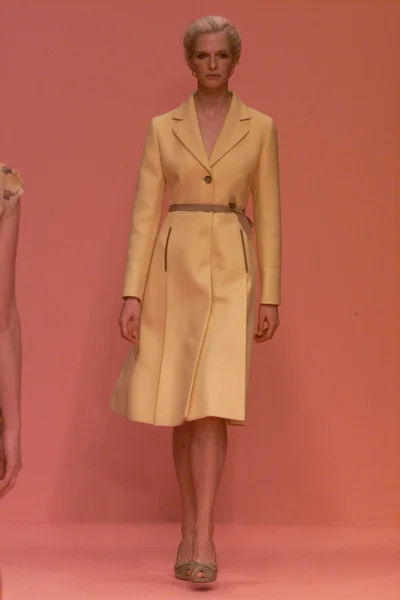 Look 14